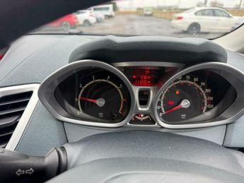 Ford Fiesta 1.25 Zetec 5dr