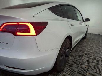 Tesla Model 3 (Dual Motor) Long Range Auto 4WDE 4dr