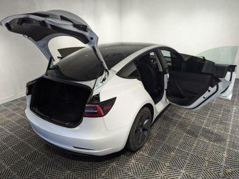 Tesla Model 3 (Dual Motor) Long Range Auto 4WDE 4dr