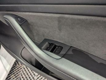 Tesla Model 3 (Dual Motor) Long Range Auto 4WDE 4dr