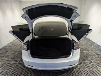 Tesla Model 3 (Dual Motor) Long Range Auto 4WDE 4dr