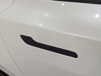 Tesla Model 3 (Dual Motor) Long Range Auto 4WDE 4dr