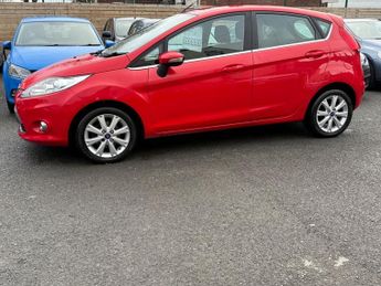 Ford Fiesta 1.4 Zetec 5dr 95BHP