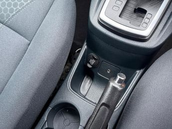 Ford Fiesta 1.4 Zetec 5dr 95BHP
