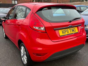Ford Fiesta 1.4 Zetec 5dr 95BHP