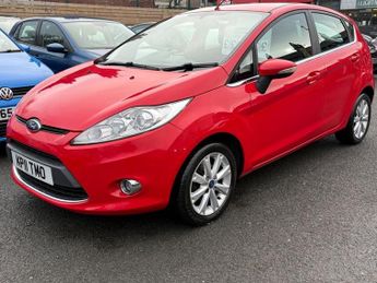 Ford Fiesta 1.4 Zetec 5dr 95BHP