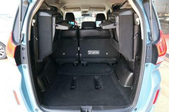 Honda Freed 1.5 HYBRID 7 SEATER LUXURY EDITION