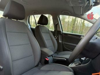 Volkswagen Golf 2.0 TDI SE DSG Euro 5 5dr