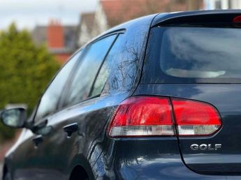 Volkswagen Golf 2.0 TDI SE DSG Euro 5 5dr
