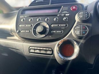Honda Jazz 1.4 i-VTEC ES CVT Euro 5 5dr