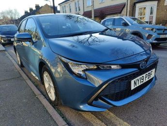 Toyota Corolla 1.8 VVT-h Icon Tech CVT Euro 6 (s/s) 5dr