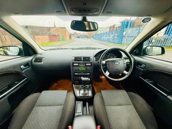 Ford Mondeo GHIA 16V