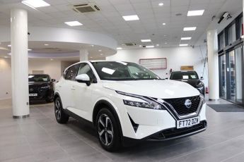 Nissan Qashqai DIG-T N-CONNECTA DCT