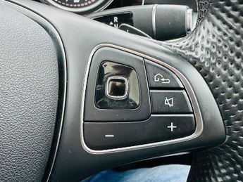 Mercedes E Class E 220 D SE PREMIUM