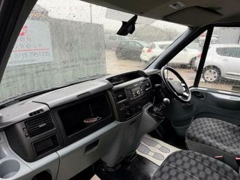 Ford Transit 2.2 TDCi 350 Limited RWD L2 H3 3dr