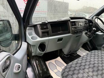 Ford Transit 2.2 TDCi 350 Limited RWD L2 H3 3dr