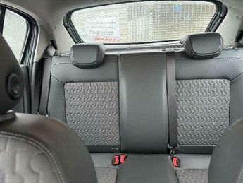 Vauxhall Corsa 1.2i ecoFLEX 16V SE Euro 5 (s/s) 5dr