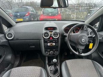 Vauxhall Corsa 1.2i ecoFLEX 16V SE Euro 5 (s/s) 5dr
