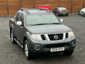 Nissan Navara 2.5 dCi Tekna 4WD Euro 4 4dr