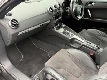 Audi TT 2.0 TFSI S line S Tronic quattro 3dr 208BHP