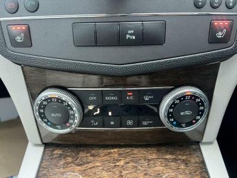 Mercedes-Benz C Class 1.6 C180K BlueEfficiency Elegance Auto Euro 4 5dr