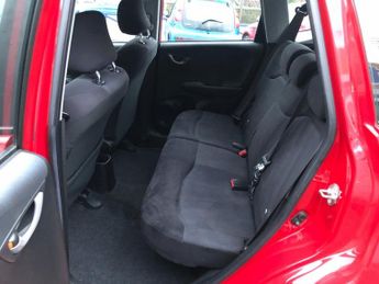 Honda Jazz I-VTEC ES I-SHIFT