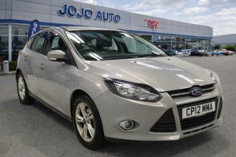 Ford Focus 1.6 Zetec Hatchback 5dr Petrol Manual Euro 5 (105 ps)