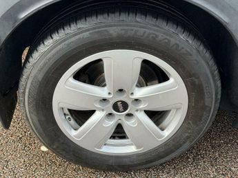 MINI Countryman 1.5 Cooper Auto 6Spd ALL4 Euro 6 (s/s) 5dr