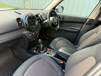 MINI Countryman 1.5 Cooper Auto 6Spd ALL4 Euro 6 (s/s) 5dr