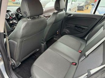 Vauxhall Corsa 1.4i 16v Design 5dr (a/c)