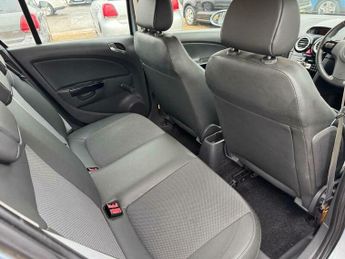Vauxhall Corsa 1.4i 16v Design 5dr (a/c)