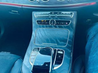 Mercedes-Benz E Class 2.0 E300de 13.5kWh AMG Line (Premium) G-Tronic+ Euro 6 (s/s) 4dr