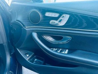 Mercedes-Benz E Class 2.0 E300de 13.5kWh AMG Line (Premium) G-Tronic+ Euro 6 (s/s) 4dr