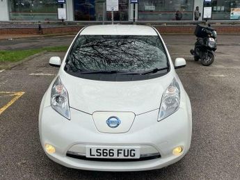 Nissan Leaf 30kWh Acenta Auto 5dr