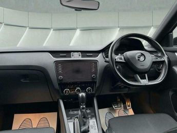 Skoda Octavia 2.0 TDI vRS DSG 4WD Euro 6 (s/s) 5dr