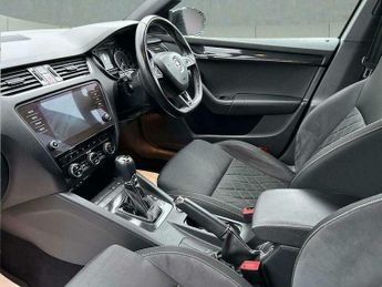 Skoda Octavia 2.0 TDI vRS DSG 4WD Euro 6 (s/s) 5dr