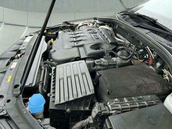 Skoda Octavia 2.0 TDI vRS DSG 4WD Euro 6 (s/s) 5dr