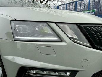 Skoda Octavia 2.0 TDI vRS DSG 4WD Euro 6 (s/s) 5dr