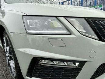 Skoda Octavia 2.0 TDI vRS DSG 4WD Euro 6 (s/s) 5dr
