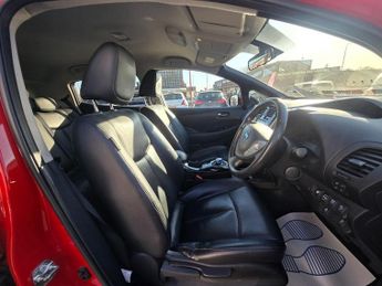 Nissan Leaf 30kWh Tekna Auto 5dr