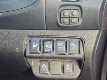 Nissan Leaf 30kWh Tekna Auto 5dr