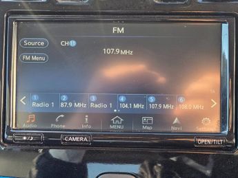 Nissan Leaf 30kWh Tekna Auto 5dr