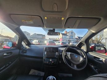 Nissan Leaf 30kWh Tekna Auto 5dr