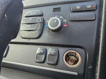 Volvo XC90 2.4 D5 Active Geartronic AWD 5dr