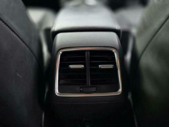 Audi Q3 2.0 TFSI SE S Tronic quattro Euro 5 (s/s) 5dr