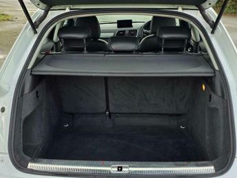 Audi Q3 2.0 TFSI SE S Tronic quattro Euro 5 (s/s) 5dr