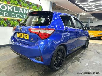 Toyota Yaris 1.5 VVT-I GR-SPORT [3X SERVICES]