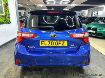 Toyota Yaris 1.5 VVT-I GR-SPORT [3X SERVICES]
