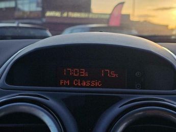 Vauxhall Corsa 1.4i 16v Design 5dr (a/c)