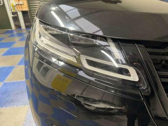 Land Rover Range Rover Velar 3.0 Range Rover Velar R-Dynamic HSE D300 Auto 4WD 5dr